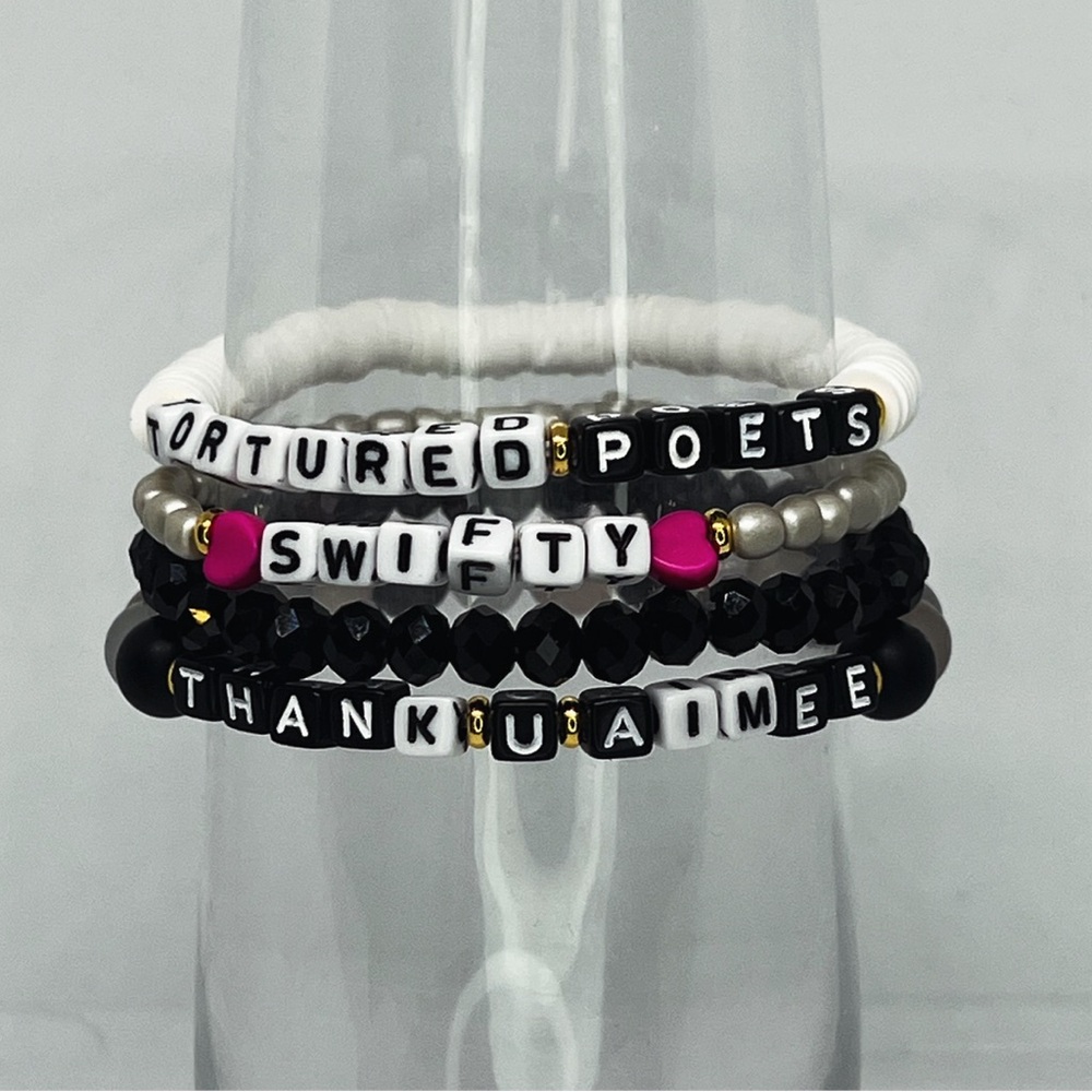 Handmade Taylor Swift friendship bracelets